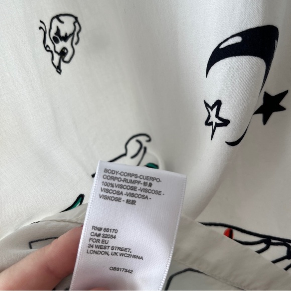 Urban Outfitters Fun Drawing Doodles Button Up Short Sleeve Shirt - Picture 3 of 6